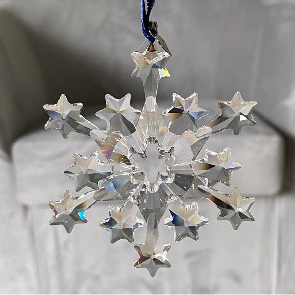 Swarovski crystal 2004 annual Christmas snowflake ornament with box & COA - Picture 7 of 11